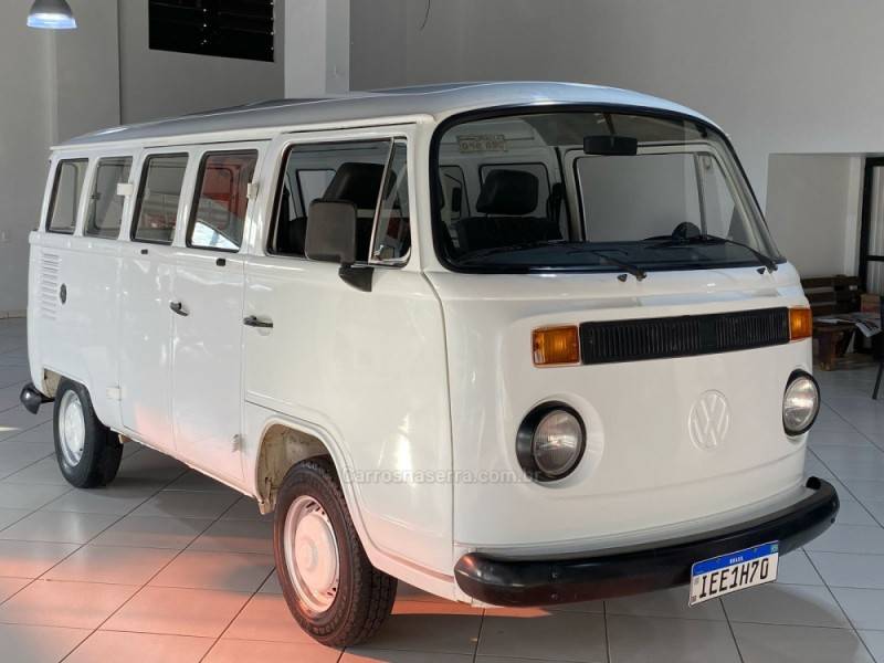 VOLKSWAGEN - KOMBI - 1996/1996 - Branca - Sob Consulta