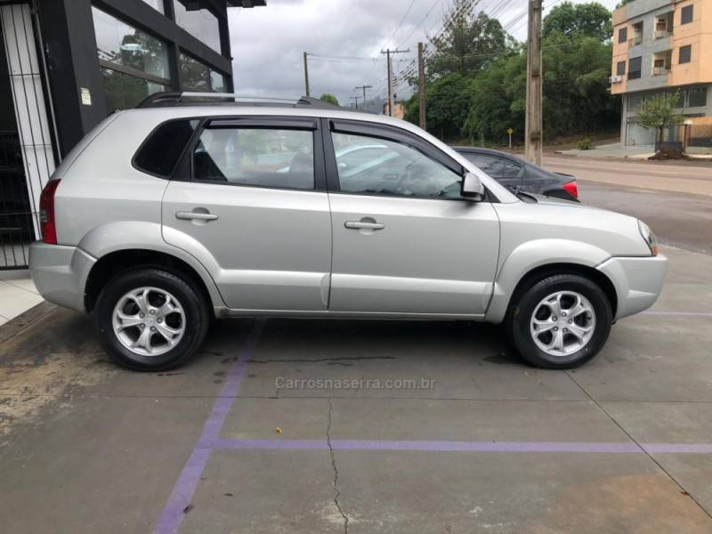 HYUNDAI - TUCSON - 2013/2013 - Prata - Sob Consulta