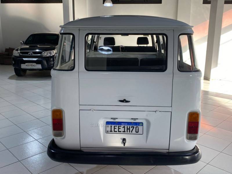 VOLKSWAGEN - KOMBI - 1996/1996 - Branca - Sob Consulta