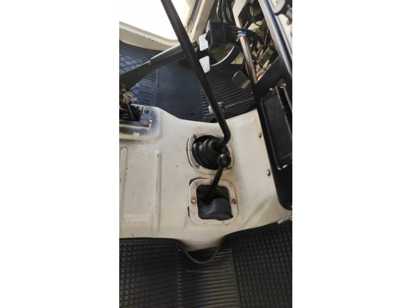 TOYOTA - BANDEIRANTE - 1986/1986 - Bege - Sob Consulta