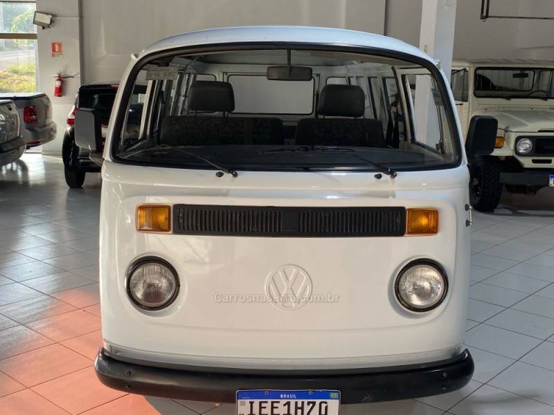 VOLKSWAGEN - KOMBI - 1996/1996 - Branca - Sob Consulta