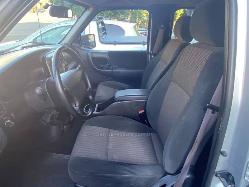 FORD - RANGER - 2011/2011 - Prata - Sob Consulta