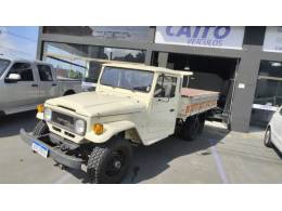 TOYOTA - BANDEIRANTE - 1986/1986 - Bege - Sob Consulta