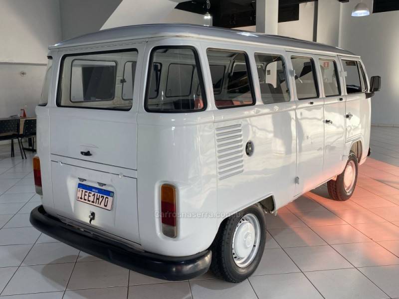 VOLKSWAGEN - KOMBI - 1996/1996 - Branca - Sob Consulta