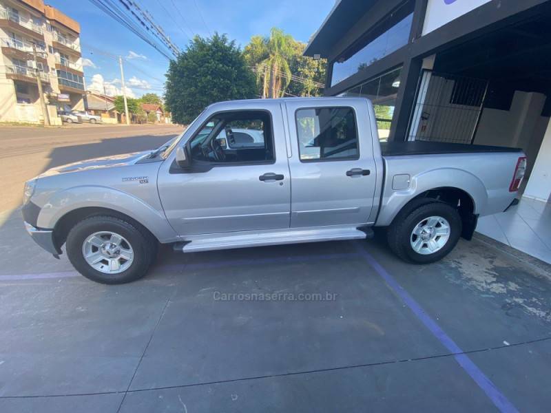 FORD - RANGER - 2011/2011 - Prata - Sob Consulta