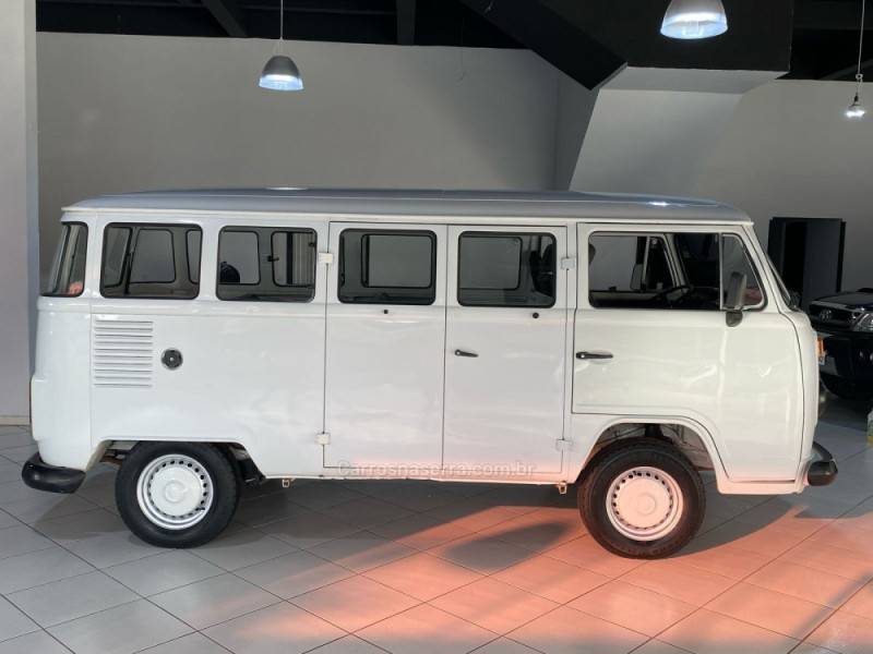 VOLKSWAGEN - KOMBI - 1996/1996 - Branca - Sob Consulta
